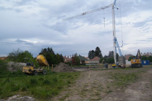 2025. április munkakezdés