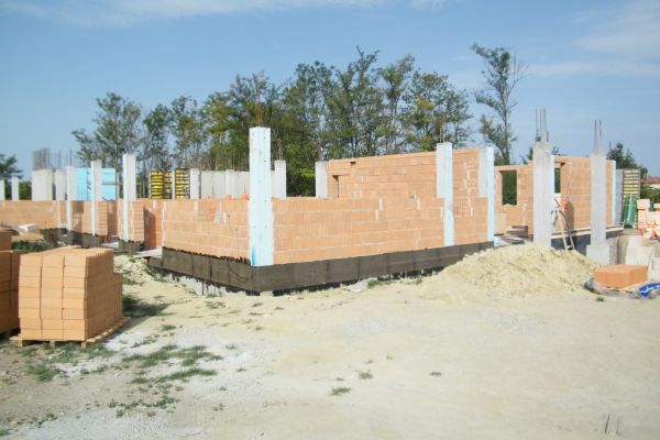 2025. augusztus - falazások