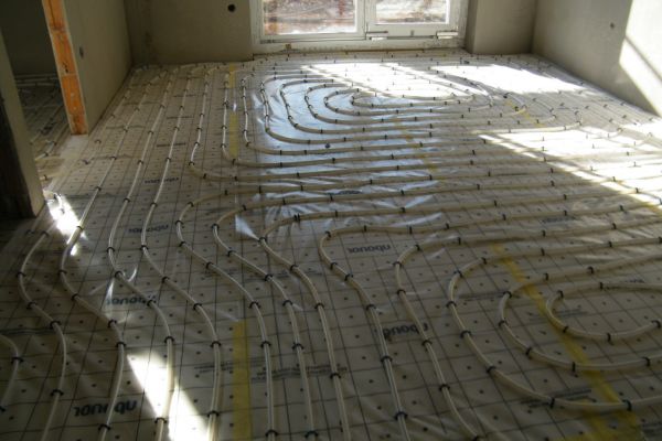 2026. február - padlófűtés szerelés