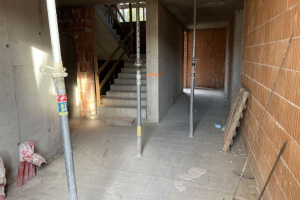 2025 október - A. ép. fszt-i előtér